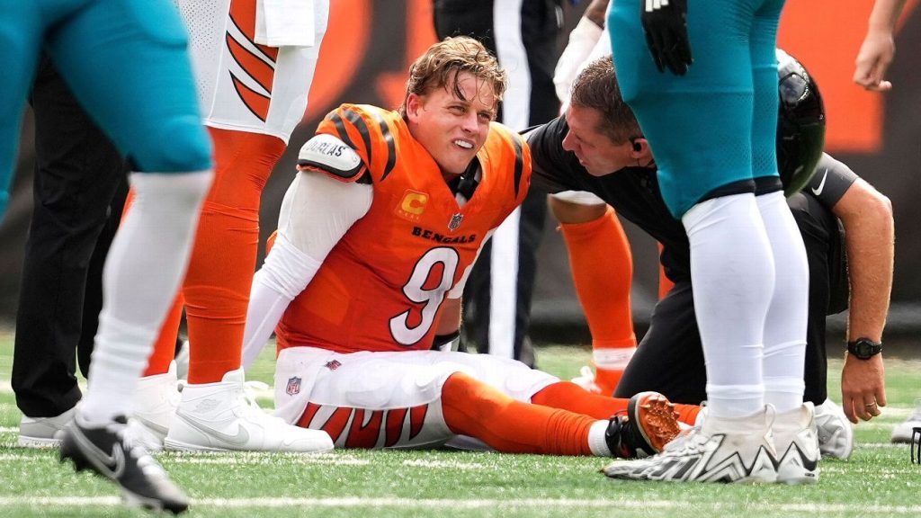 Bengals coach not ruling out Joe Burrow return later in 2025